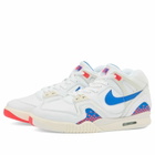 Nike Air Tech Challenge Ii Qs Sneaker in White/Ivory/Tint