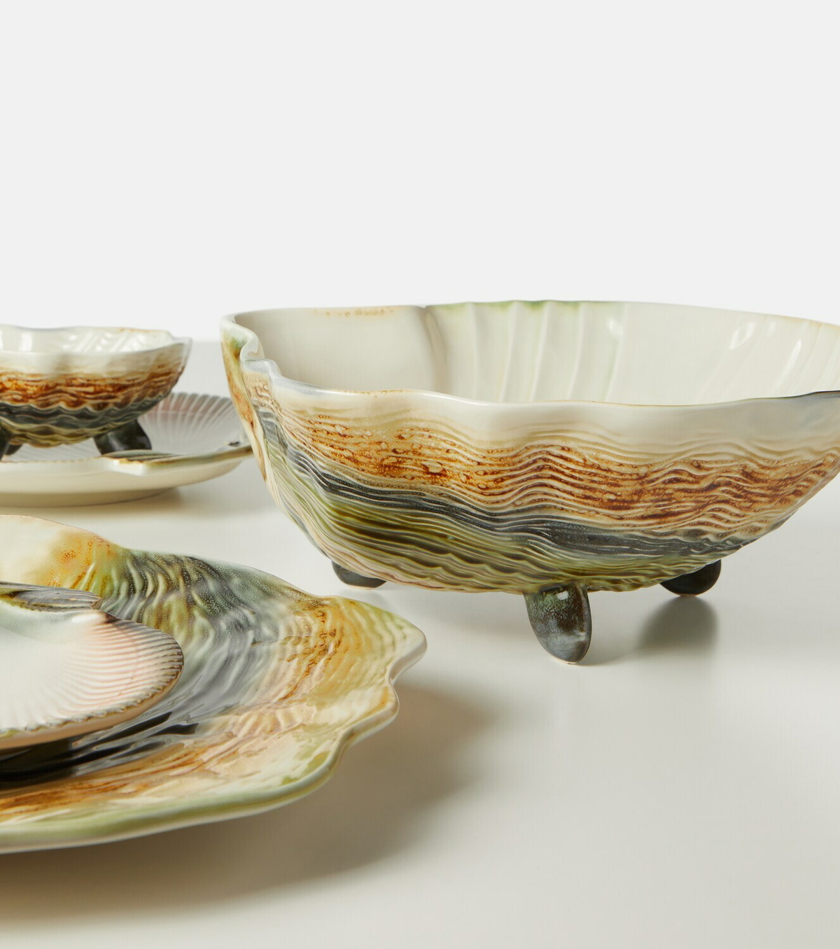 Bordallo Pinheiro Oyster & Scallops ceramic salad bowl