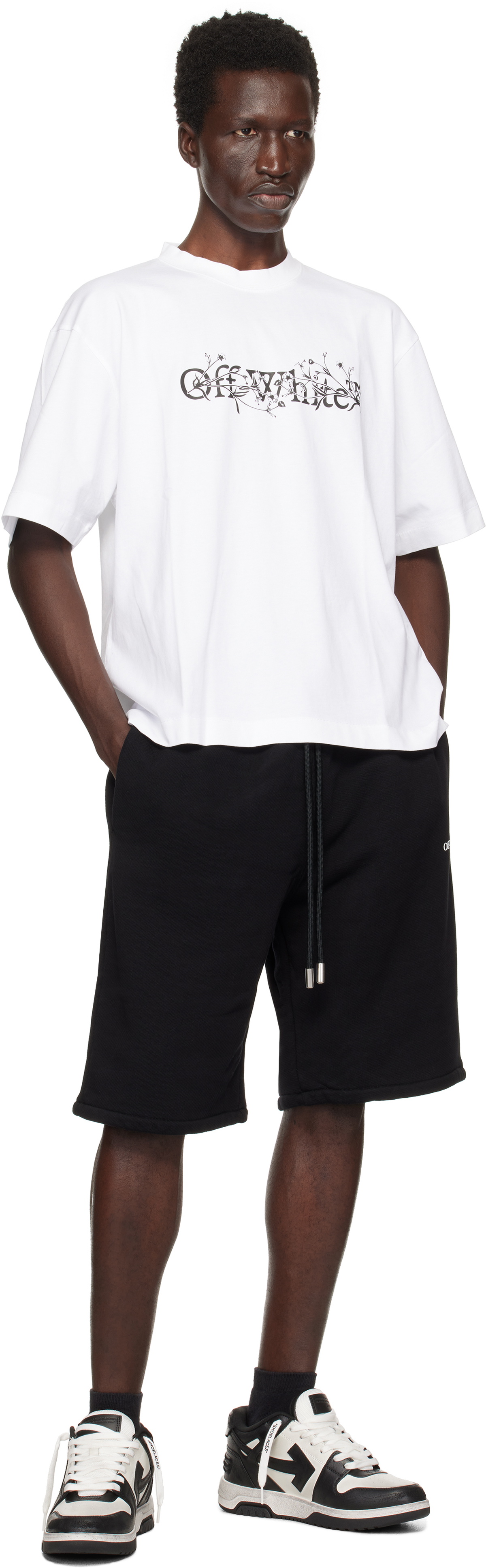 【関税込み】Off-White ブラック Bookish Flower Skate Tシャツ Off-White White Bookish Flower Skate T-shirt Off-White