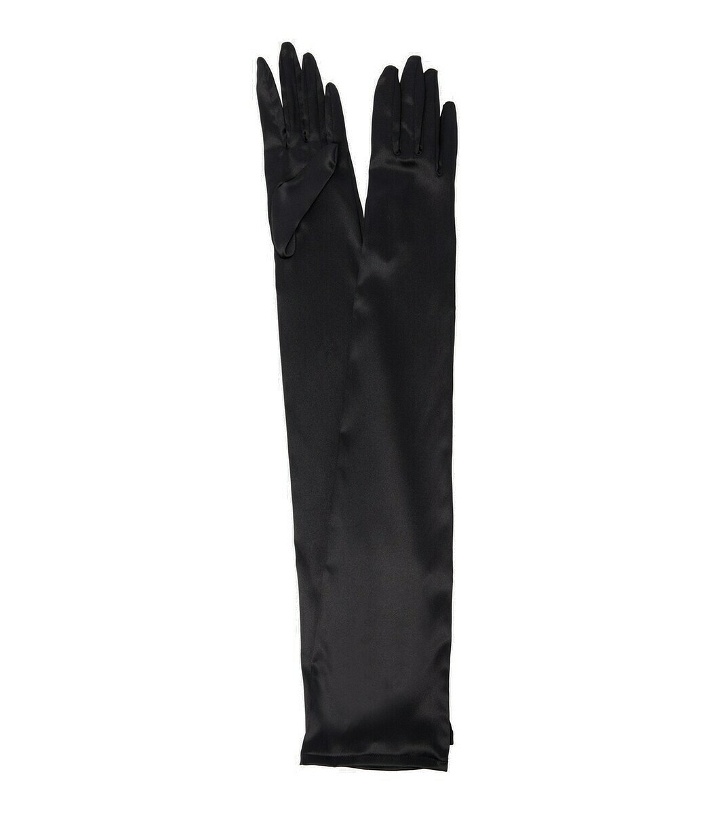 Photo: Dolce&Gabbana Kim long satin gloves