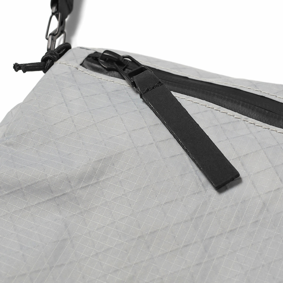 SEALSON H1 2-Way Cross Body Bag in Silver Bullet 