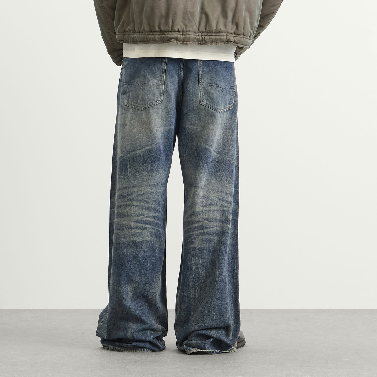 Diesel Men's D-Rise Wide Leg Jeans in Blue