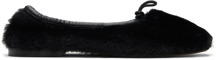 Photo: HEREU Black Puntera Shearling Ballerina Flats