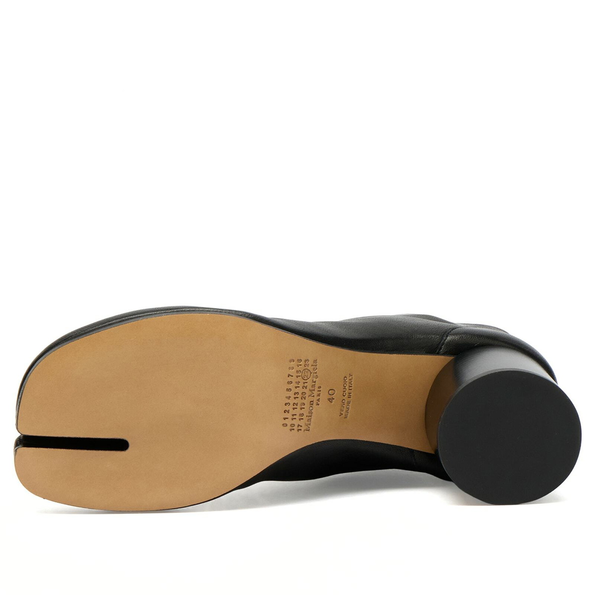 Maison Margiela Women's Tabi Ankle Boots in Black