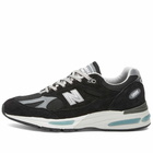 New Balance U991BK2 - Made in UK Sneakers in Black