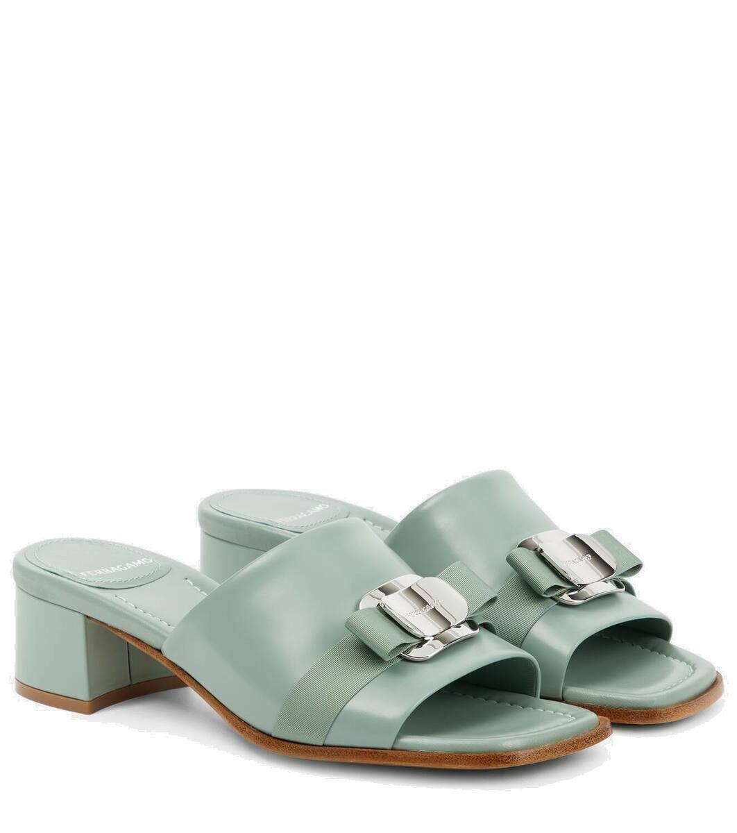 サンダル・ミュール Salvatore Ferragamo Leather Mules With Bow FERRAGAMO Bow Leather Mules on SALE | Saks OFF 5TH