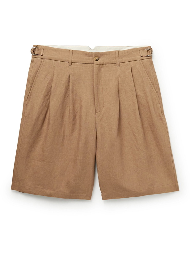 Photo: DE BONNE FACTURE - Pleated Linen Shorts - Brown