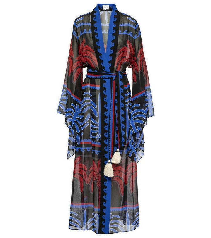 Photo: Johanna Ortiz Printed beach cover-up