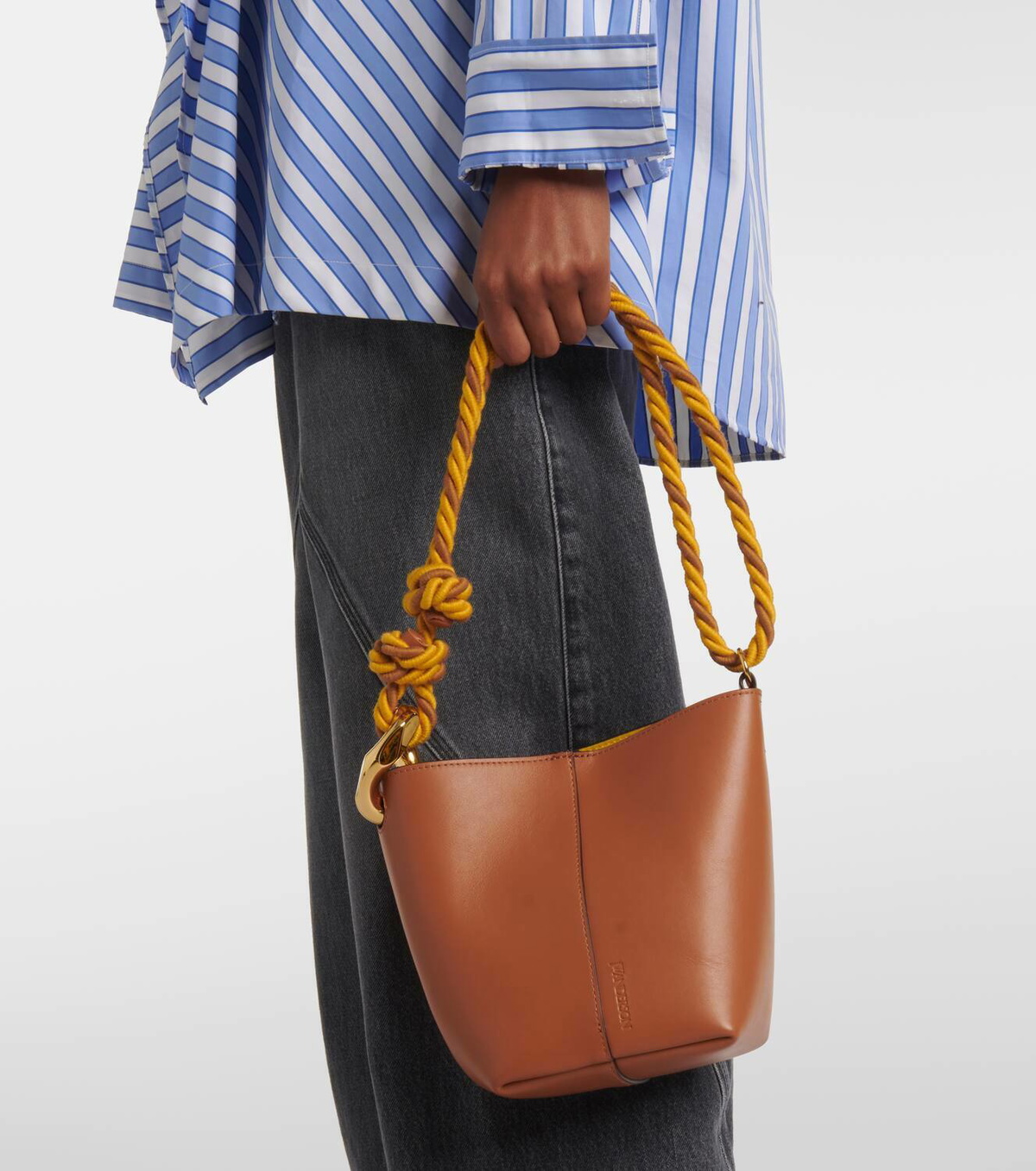【関税&送料込】Jw Anderson Chocolate Leather Bucket Bag SMALL JWA CORNER BUCKET - LEATHER BUCKET BAG – JW Anderson