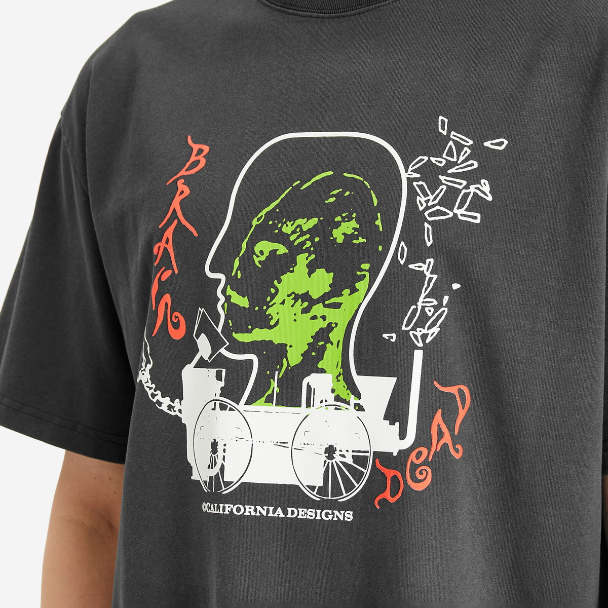 Brain Dead Men's Alien Tractor T-Shirt in Black Brain Dead