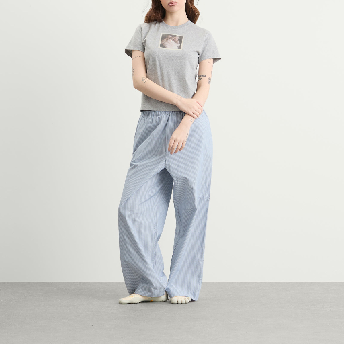 Fruity Booty Women's Cat T-Shirt in Grey