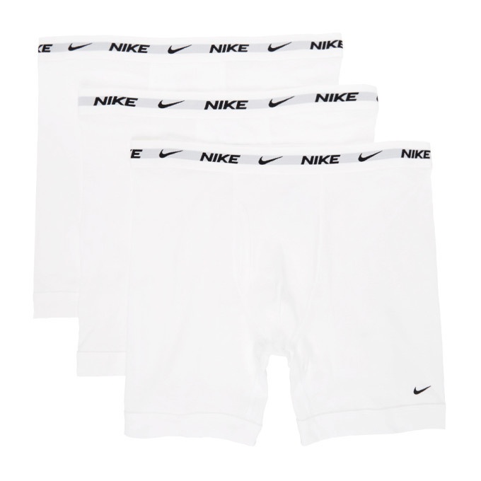 Photo: Nike Three-Pack White Cotton Everyday Boxer Briefs