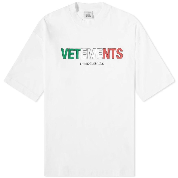 Photo: VETEMENTS Italy Logo Oversized Tee