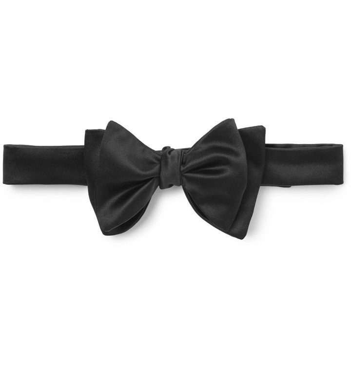 Photo: Brunello Cucinelli - Pre-Tied Silk and Cotton-Blend Twill Bow Tie - Men - Black