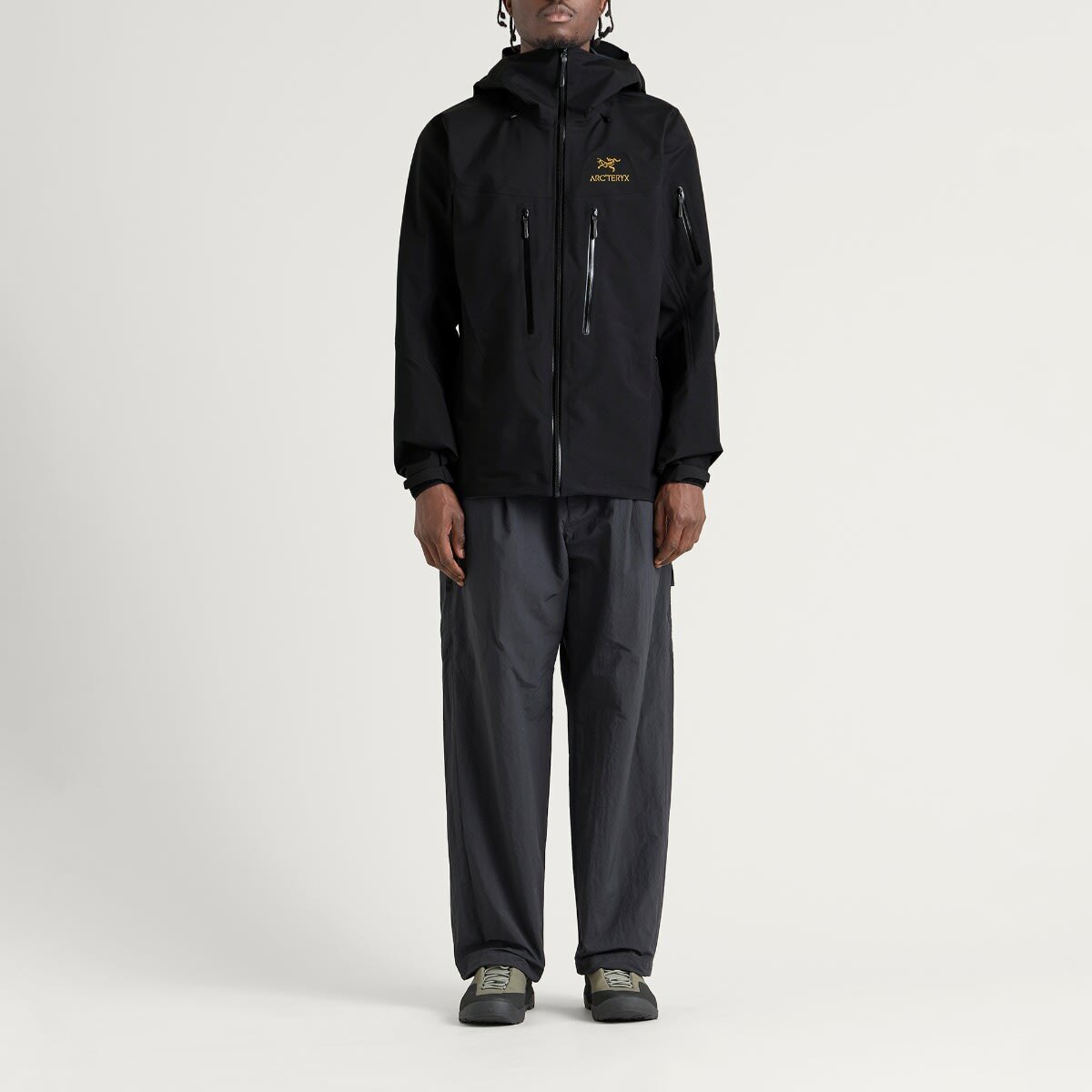 Arc'teryx Men's Arcteryx Alpha SV Gore-Tex Jacket in 24K Black