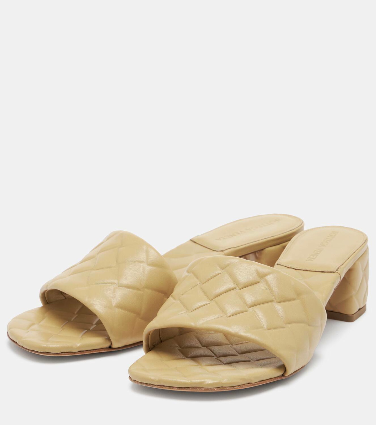 Bottega Veneta＊Amy Flat Mule レザーフラットミュール＊送料込 Bottega Veneta | Amy Flat Mule – Kirna Zabête