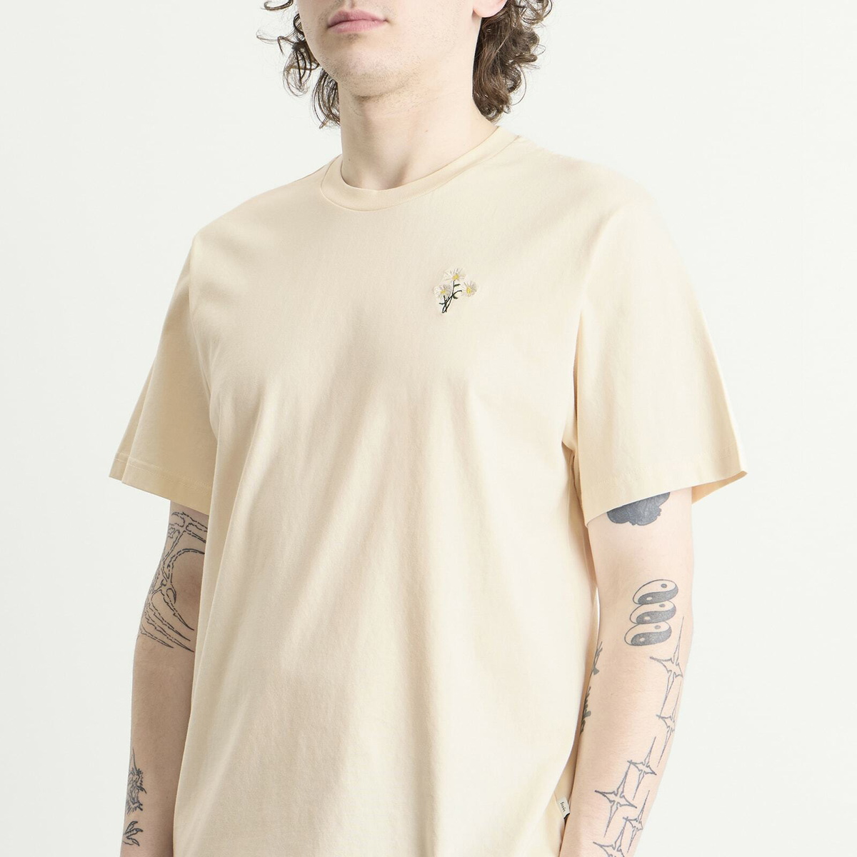 Foret Men's Bellis T-Shirt in Cloud