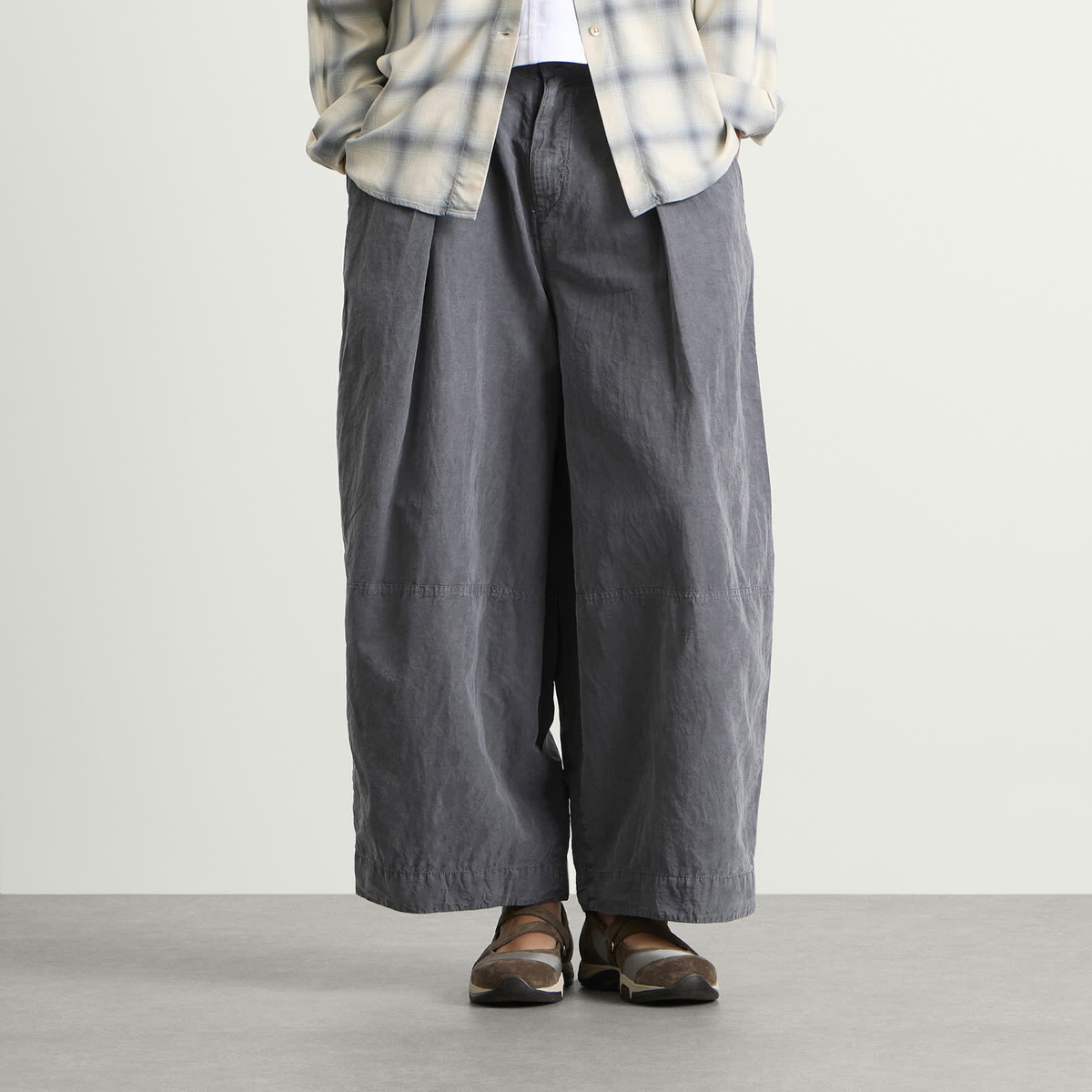 YMC Women's Deadbeat Trousers in Charcoal