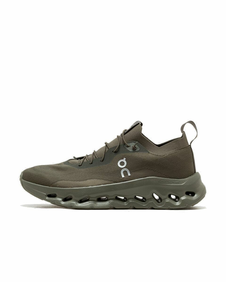 Photo: On X Loewe Cloudtilt Green - Mens - Lowtop/Performance & Sports