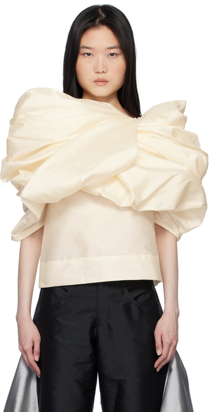 Photo: Paula Canovas Del Vas Off-White Castana Blouse