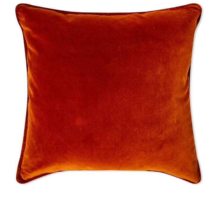 Photo: HOMMEY Essential Velvet Cushion in Toffee