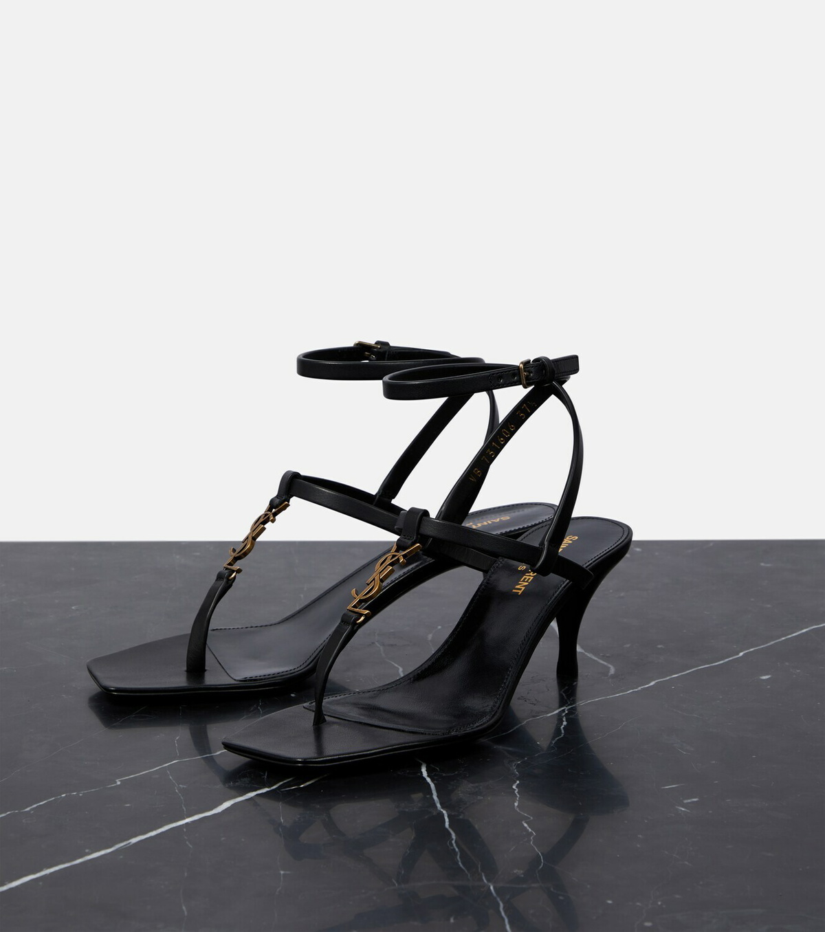 国内発送★Saint Laurent★Cassandra サンダル SAINT LAURENT Cassandra logo-embellished leather slingback