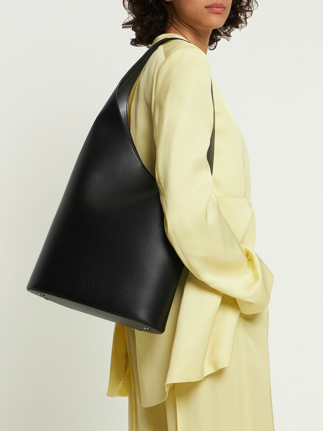 【大人気】AESTHER EKME Lune ラージ レザートートバッグ Lune Tote – AESTHER EKME