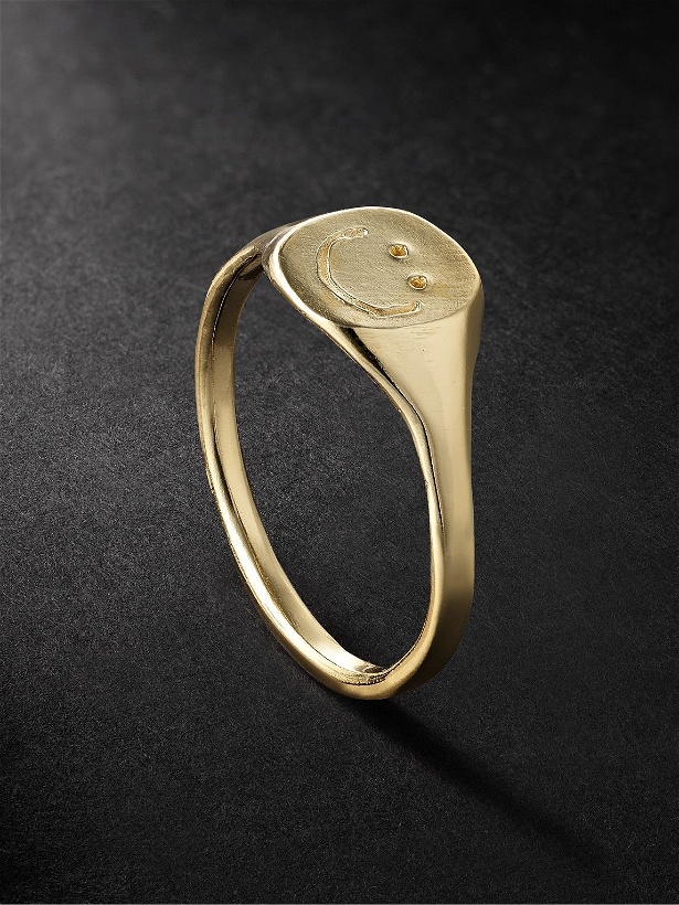 Photo: Seb Brown - Smiley Gold Signet Ring - Gold