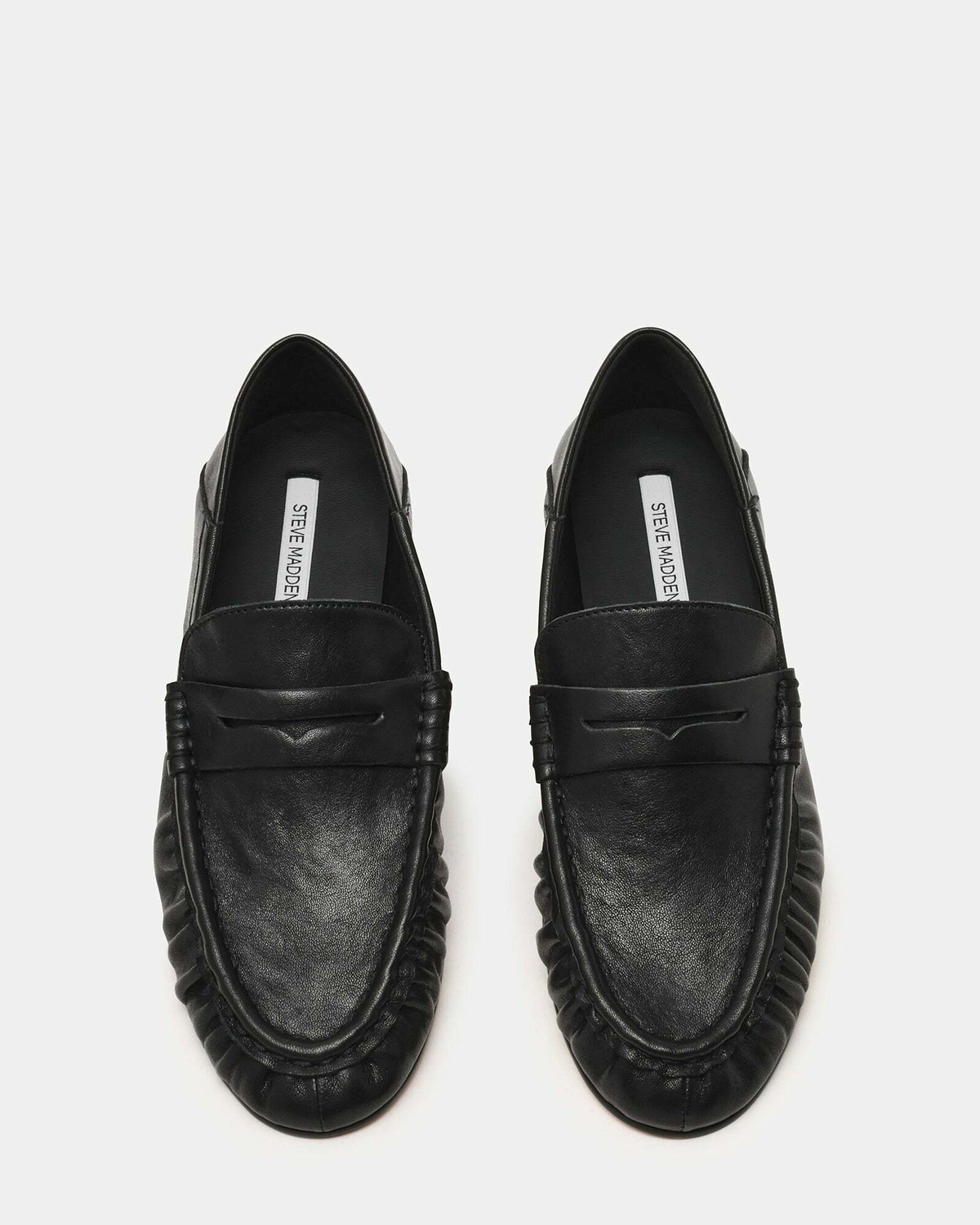 Steve Madden Roger Flats in Black