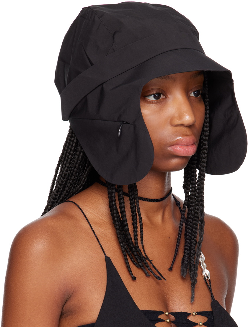 https://cdn.clothbase.com/uploads/c04eaf08-c655-4ef1-9152-1b6e3df68769/black-flap-beach-hat.jpg