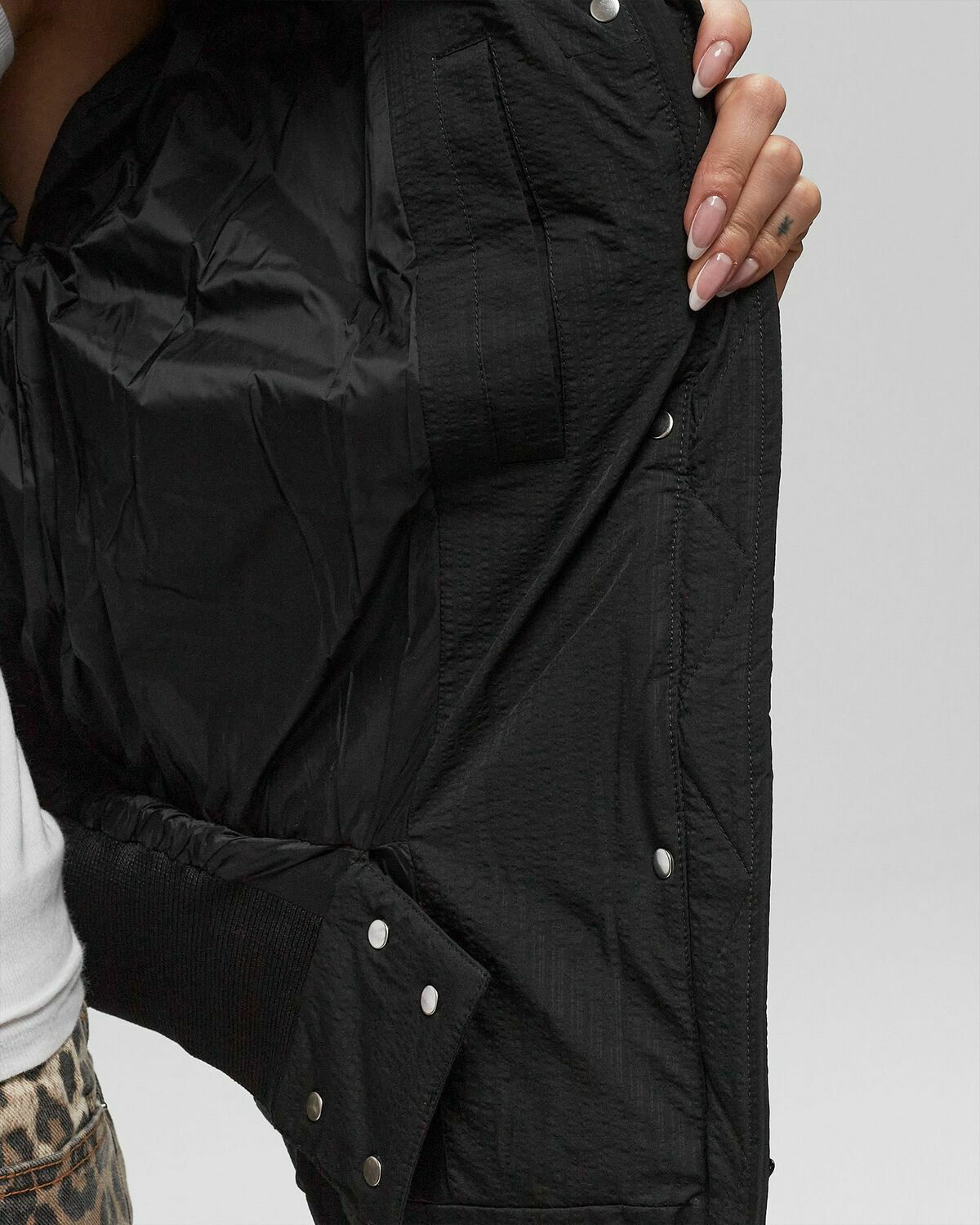 GANNI ジャケット Tech Seersucker Oversized Puffer Jacket Ganni Tech Seersucker Oversized Puffer Jacket Black Womens