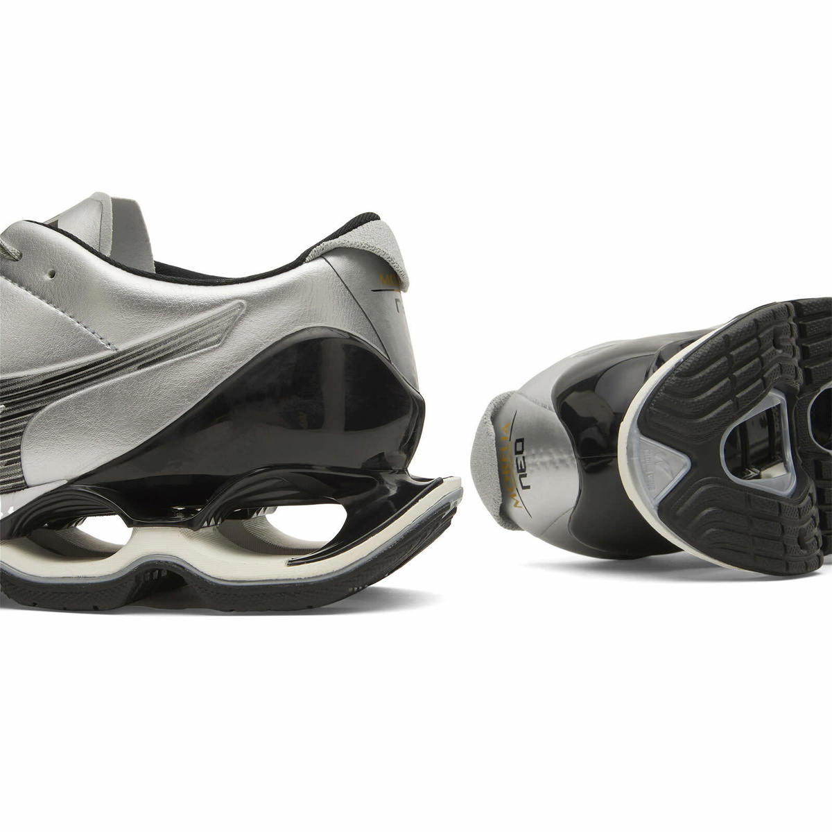 Mizuno Men's Wave Prophecy Morelia Neo Sneaker in Silver/Black