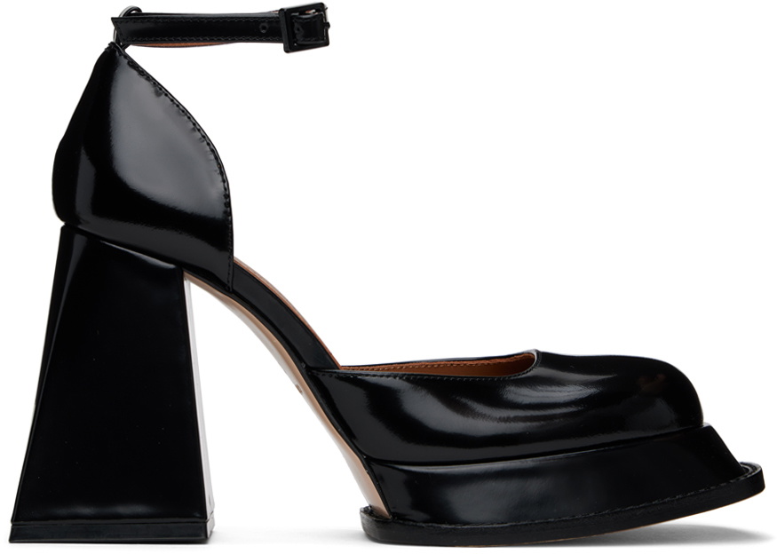 SHUSHU/TONG Black Round Toe Strap Heel Shushu/Tong