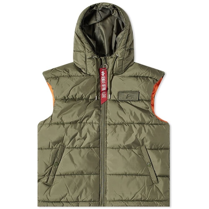 Photo: Alpha Industries Hooded Puffer Vest