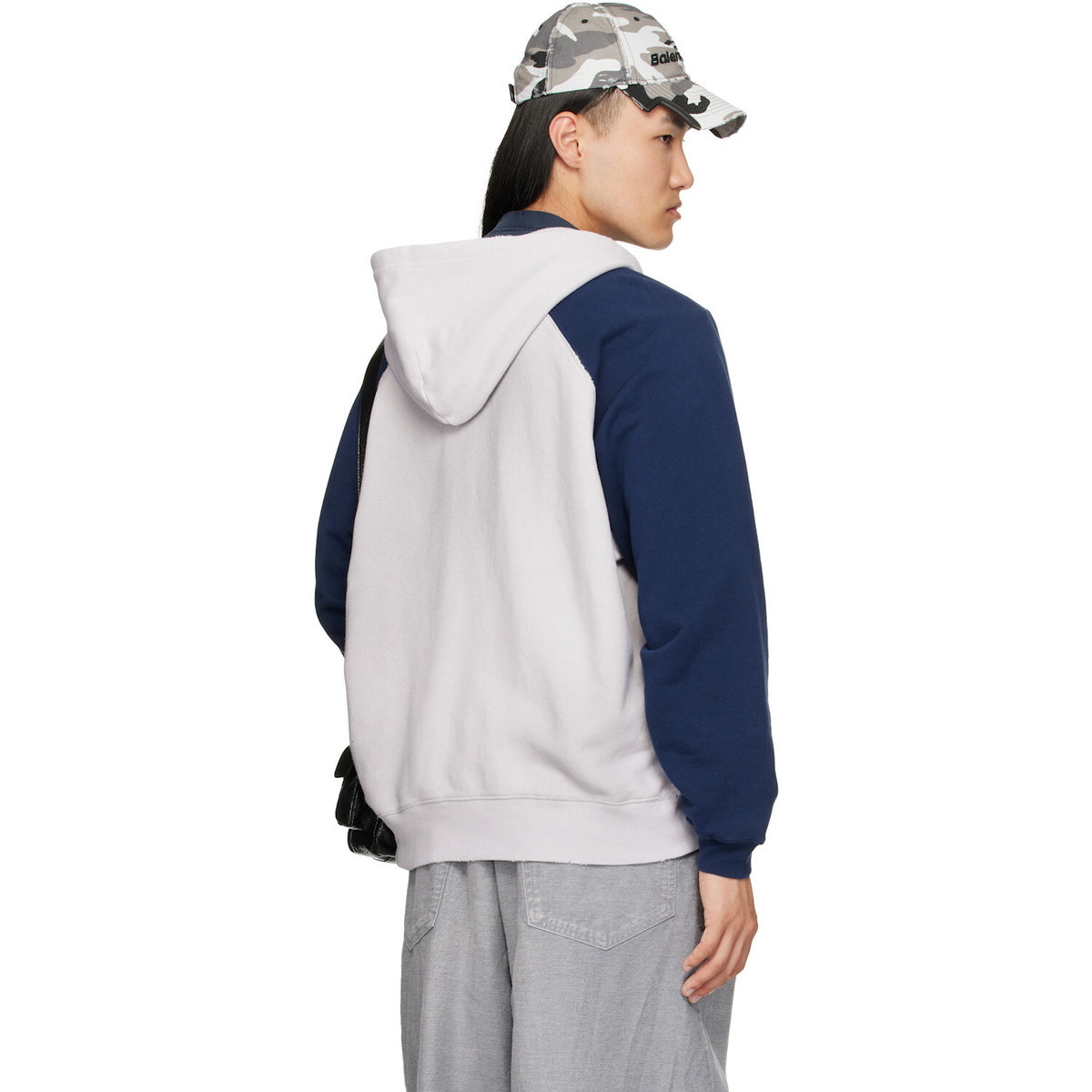Balenciaga White Raglan Zip-Up Hoodoe