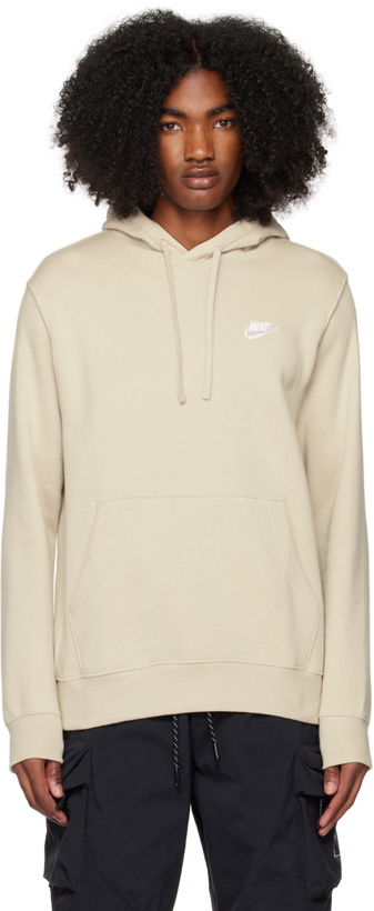 Photo: Nike Beige Sportswear Club Hoodie