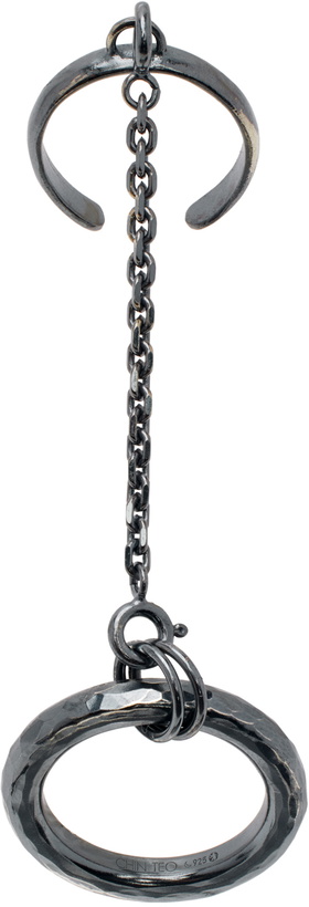 Photo: Chin Teo Black Saile Linkage Dual Ring