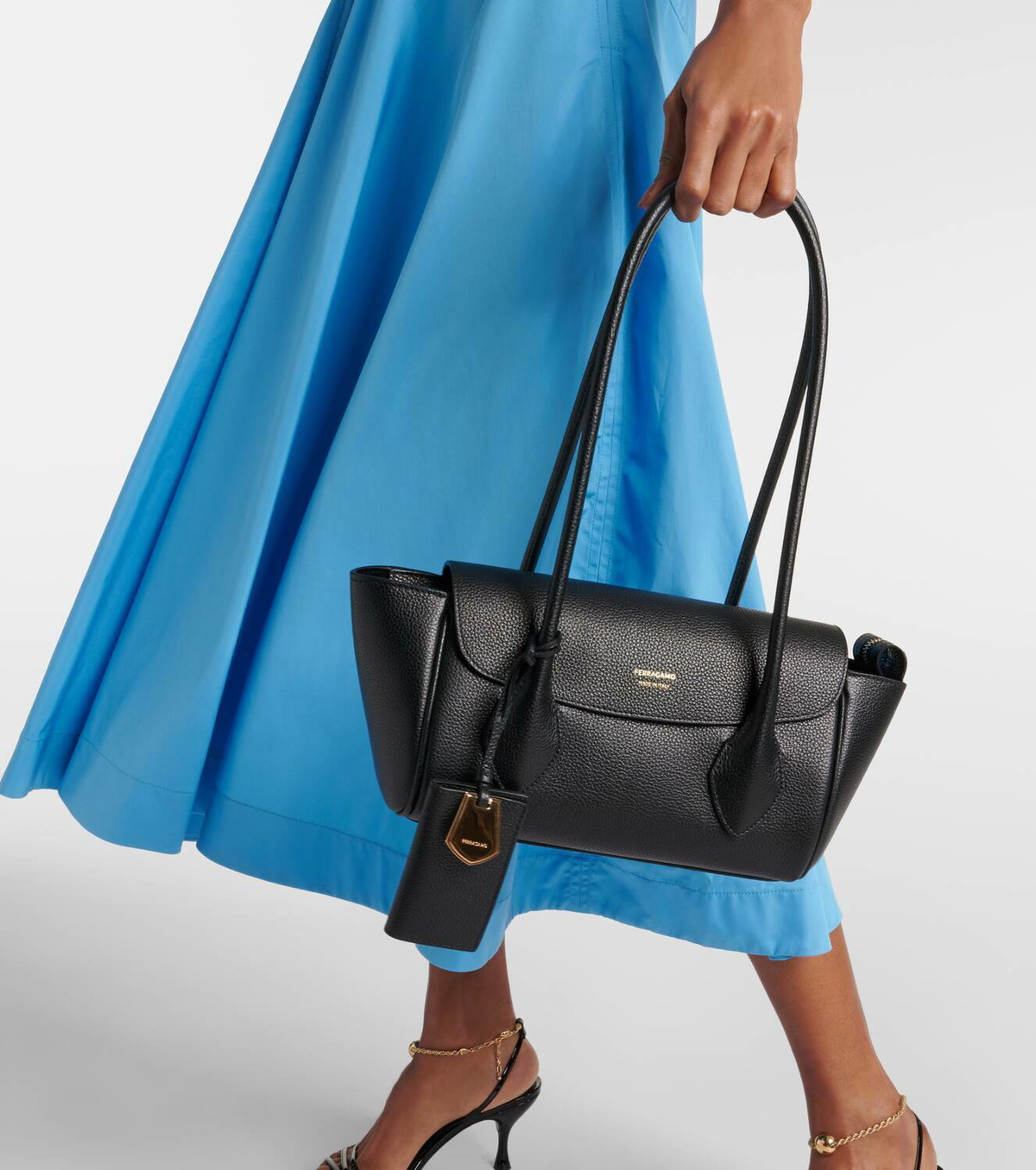 [Salvatore Ferragamo]East-West トートバッグ (L) Ferragamo East-West leather tote bag Salvatore Ferragamo