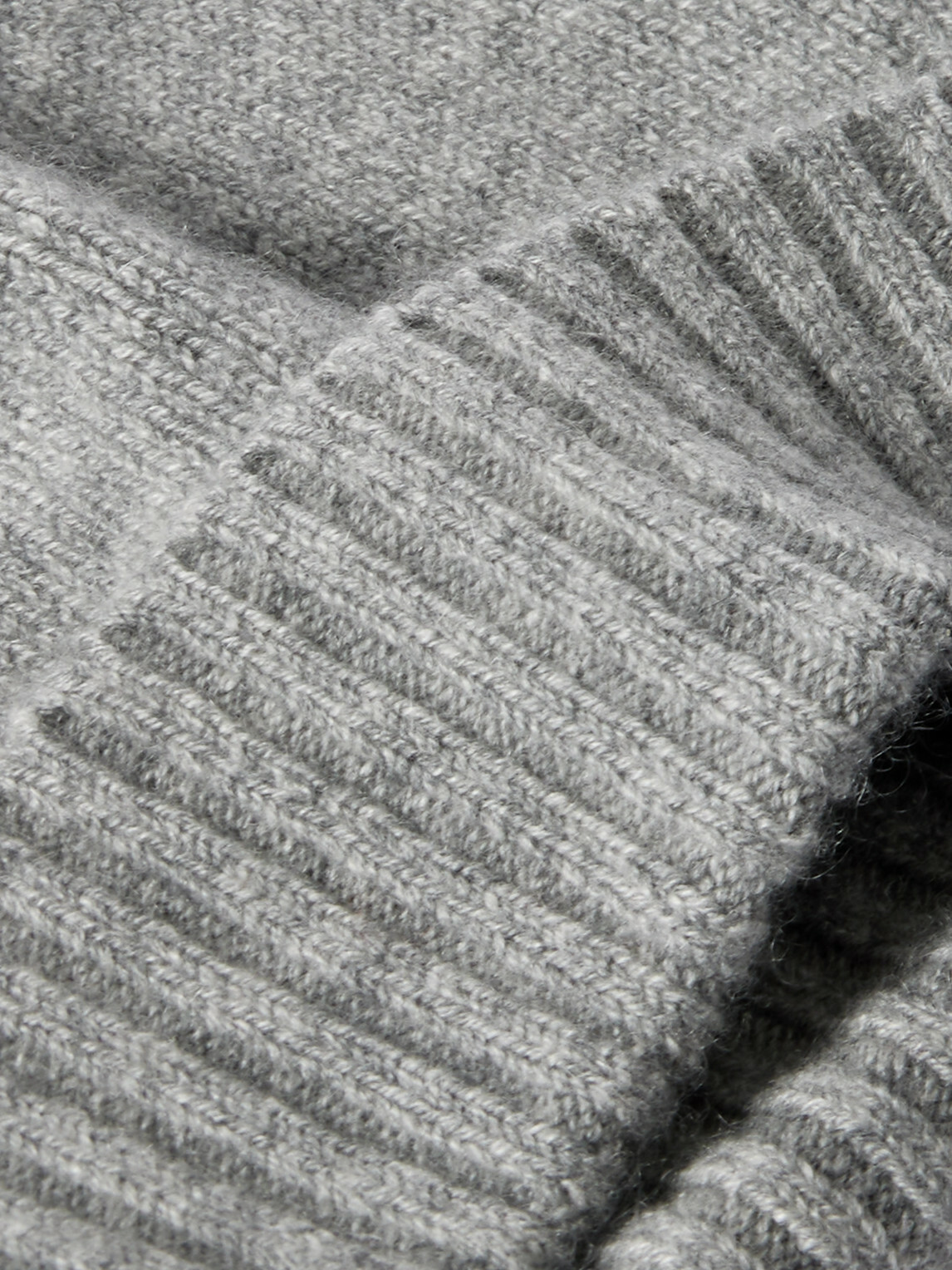 Allude - Cashmere Scarf, Beanie and Gloves Set