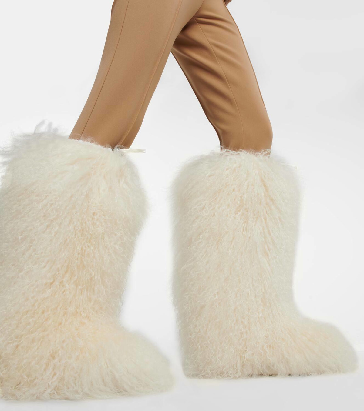 Bogner Lake Louise shearling boots