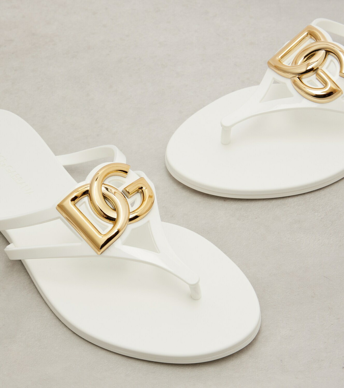 Dolce&Gabbana DG rubber thong sandals