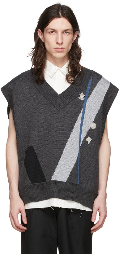 Photo: C2H4 Grey Geometry Knit Vest