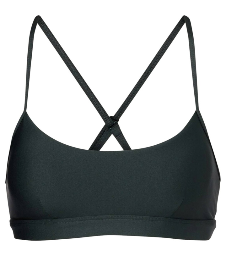 Photo: Alo Yoga Airlift Intrigue sports bra