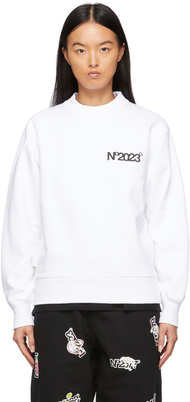 Photo: Aitor Throup’s TheDSA White 'No2023' Sweatshirt