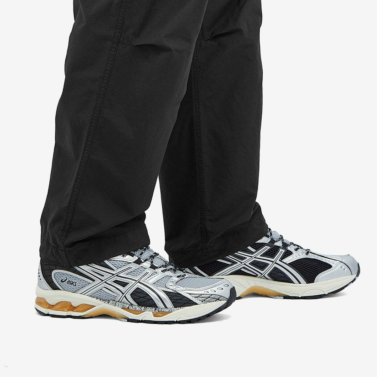 Asics Gel-Nimbus 10.1 Sneakers in Piedmont Grey/Pure Silver