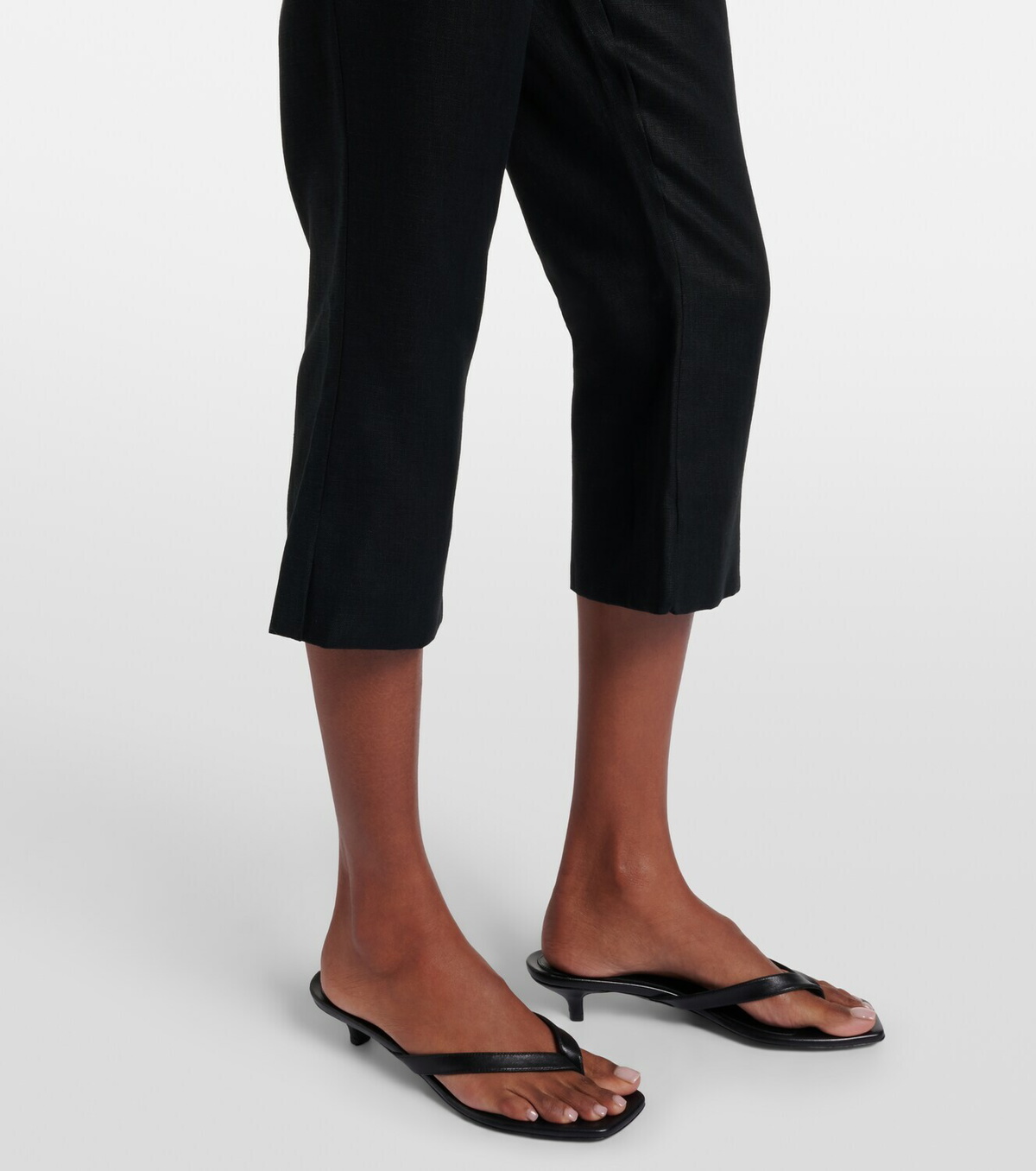 Faithfull Linen capri pants