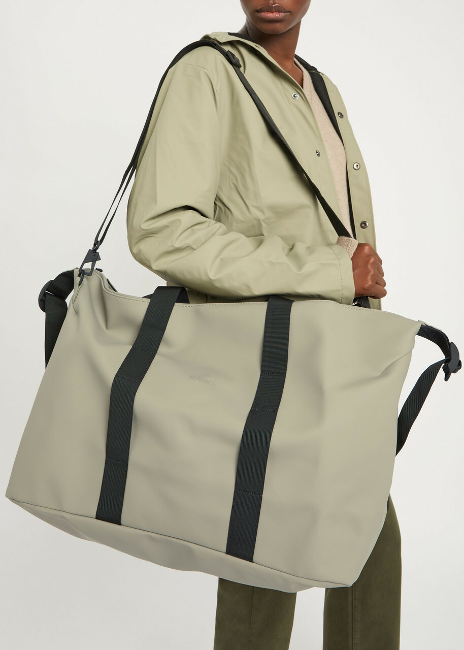 Rains Hilo Weekend Rubberised Holdall - Sage - One Size