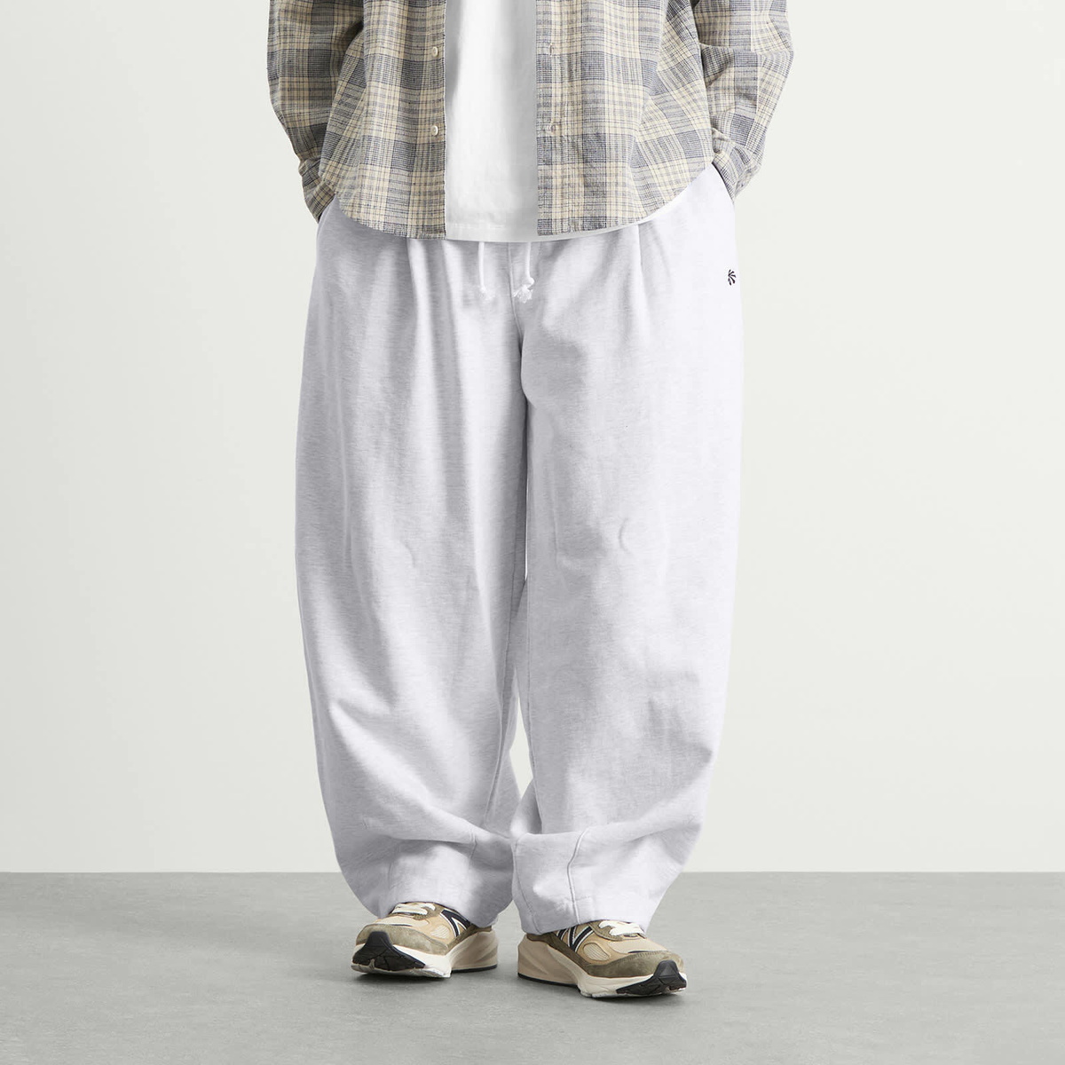 Anglan Men's Steady Sweat Balloon Pants in White Melange