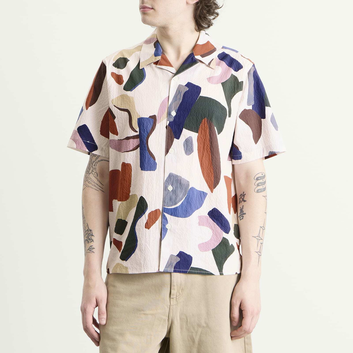 Wax London Men's Didcot Abstract Shapes Vacation Shirt in Ecru/Multi