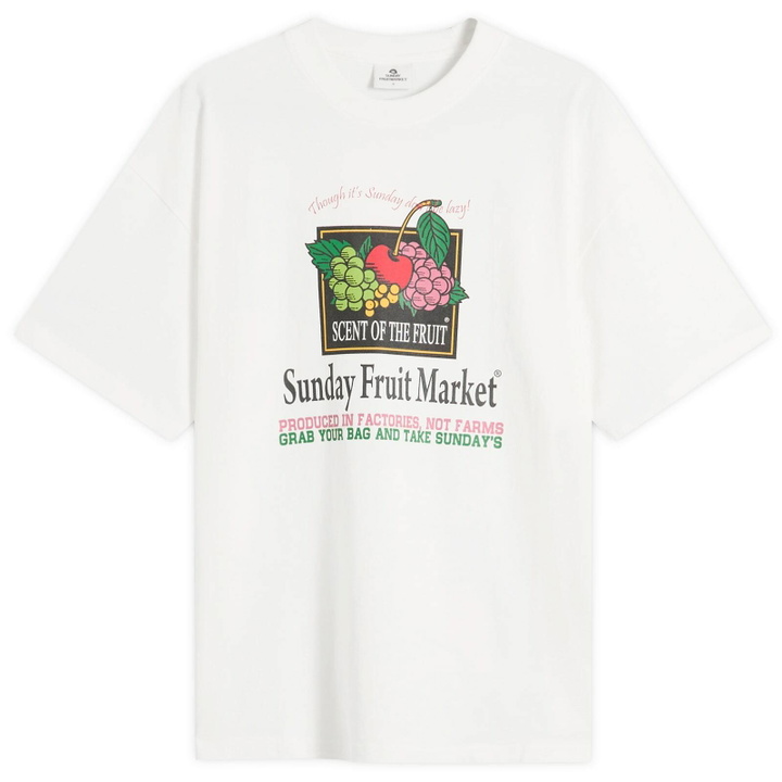 Photo: SUNDAYFRUITMARKET Women's Market T-Shirt in Ivory